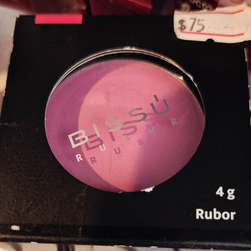 BISSU RUBOR