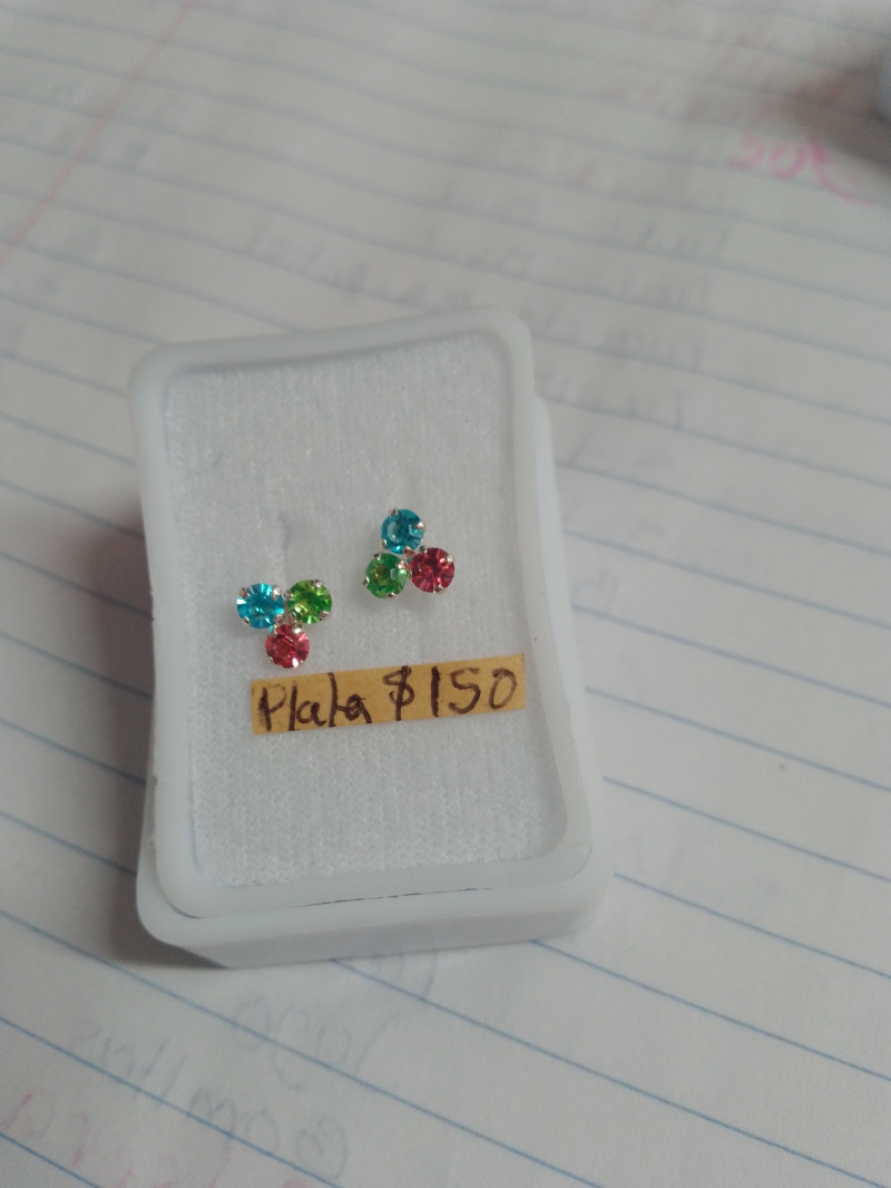 Aretes colores plata