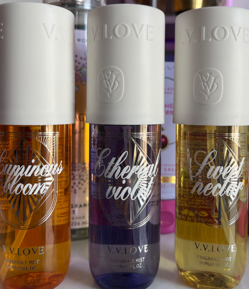 V.V.LOVE