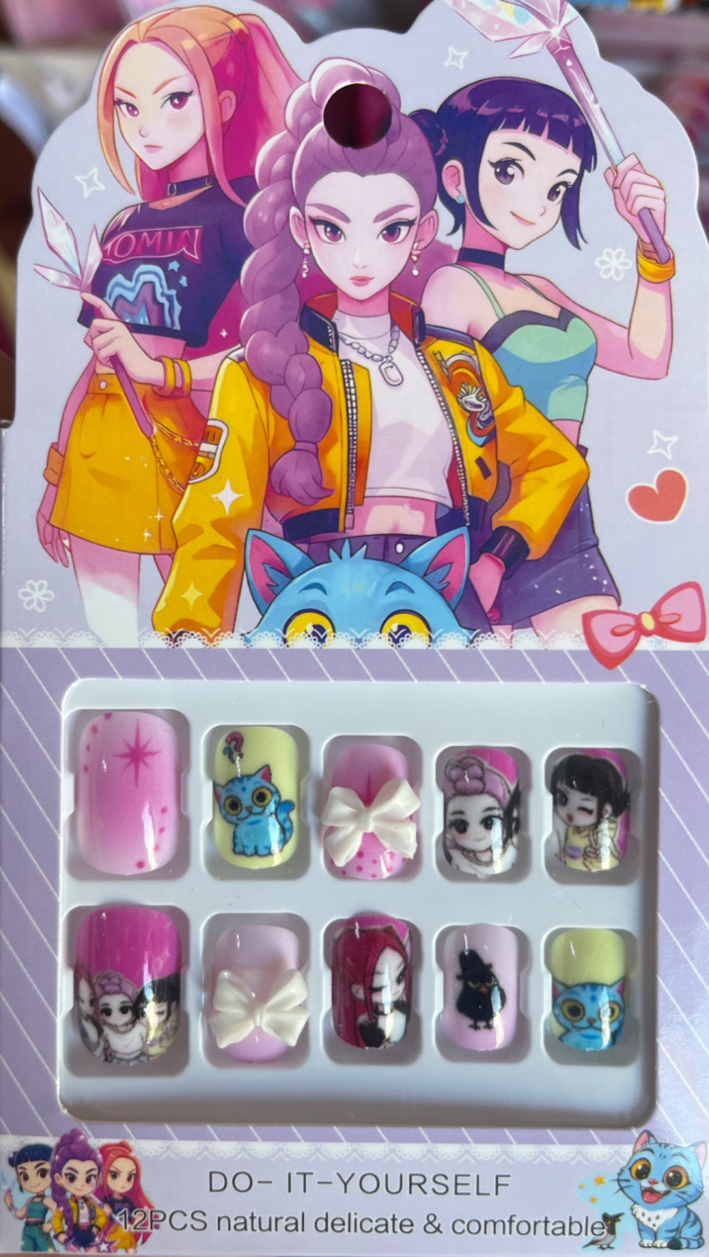 Uñas press on k pop