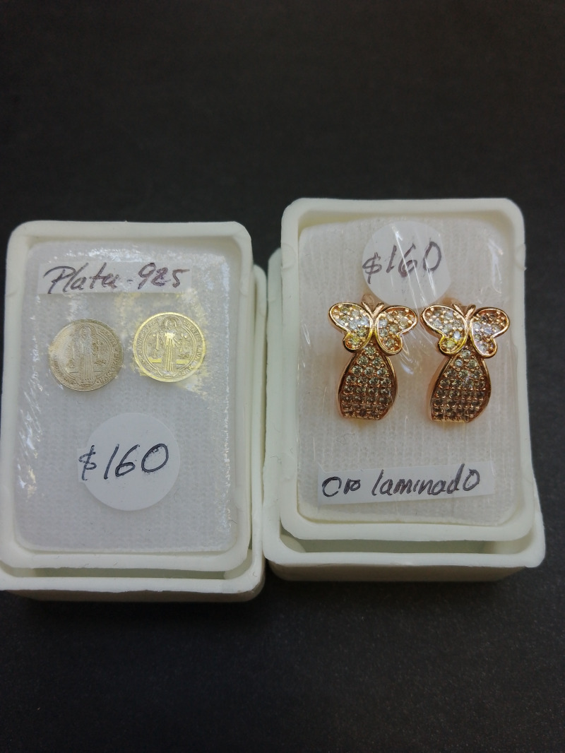 Broquel,arete,cadena