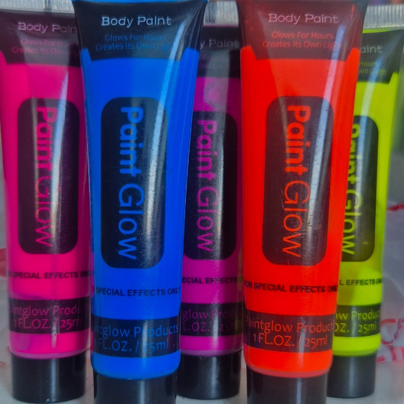 Pintura facial hallowen de colores