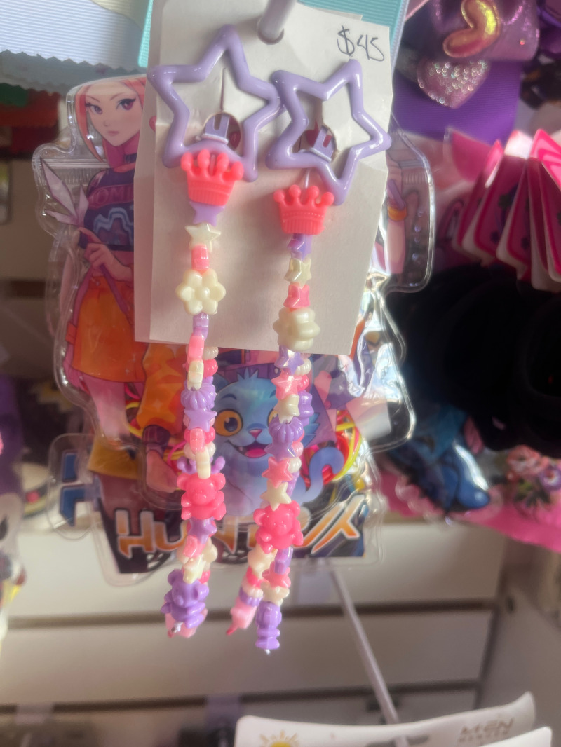 Broche de estrella con colgante